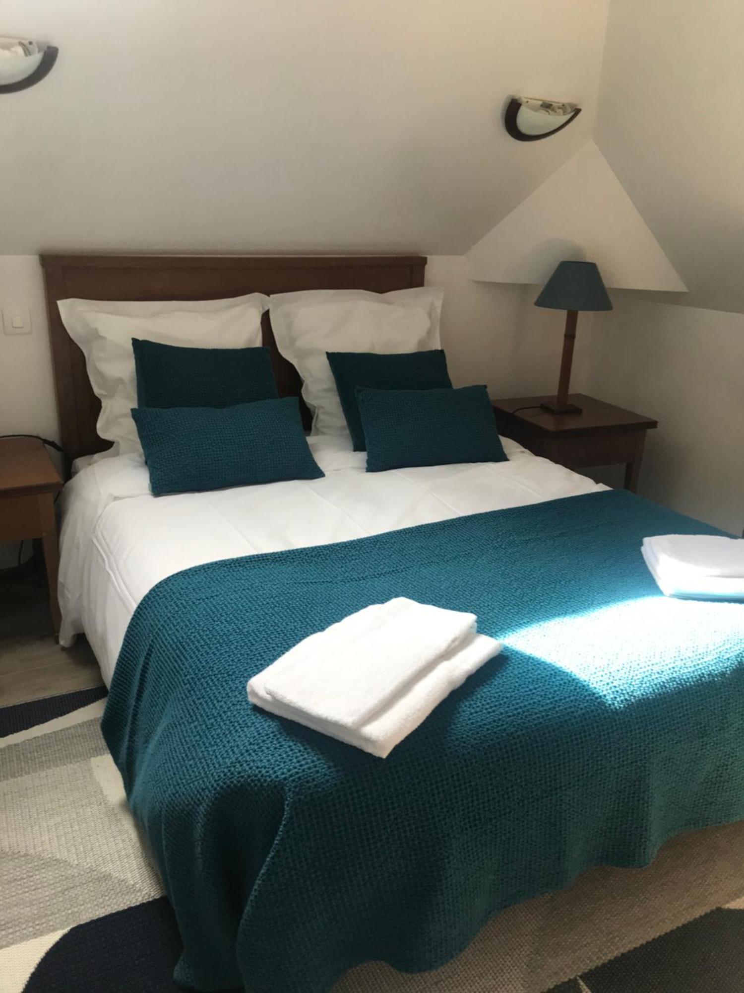 Illiers-Combray Hotel De L Image מראה חיצוני תמונה