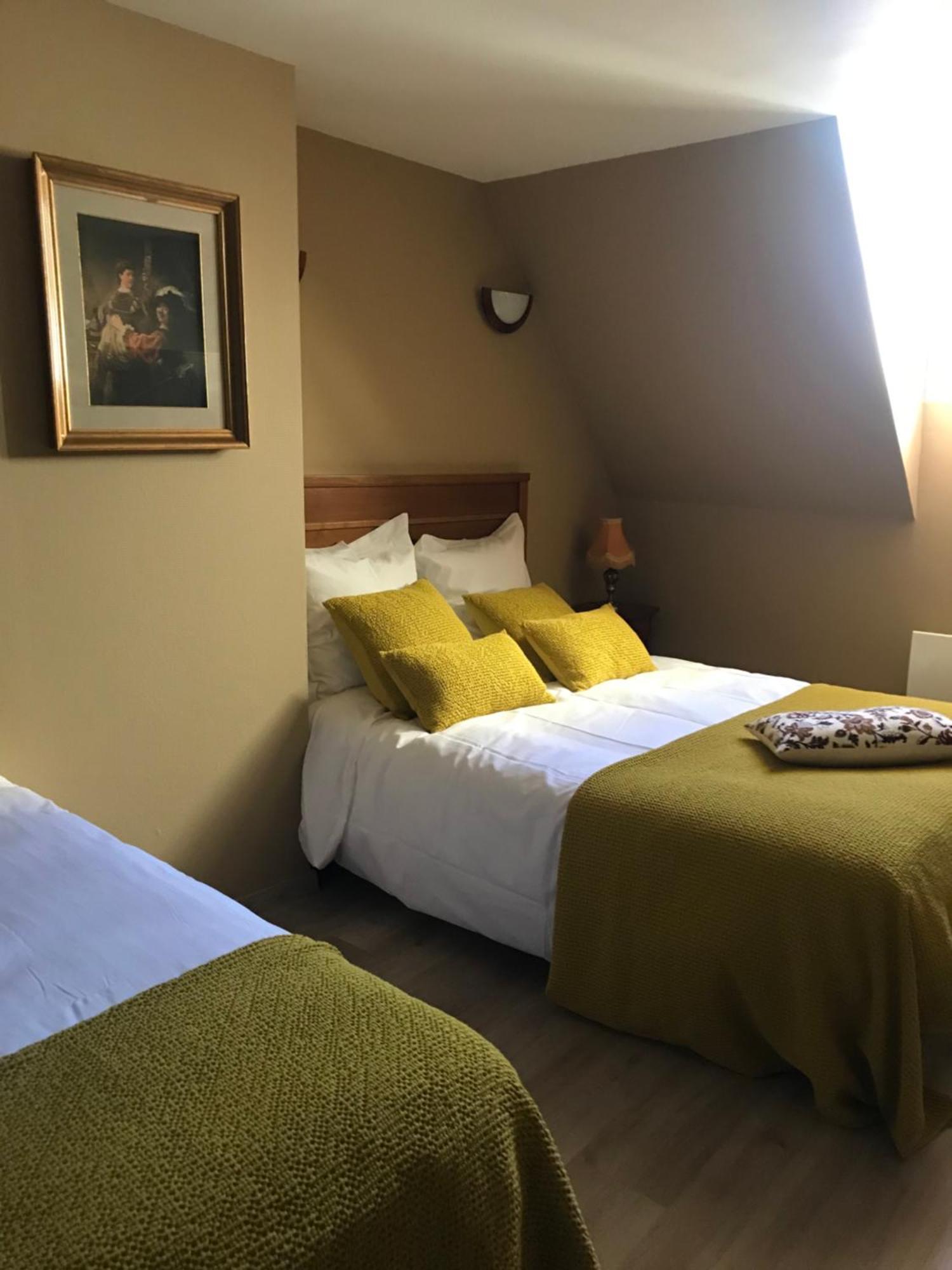 Illiers-Combray Hotel De L Image מראה חיצוני תמונה