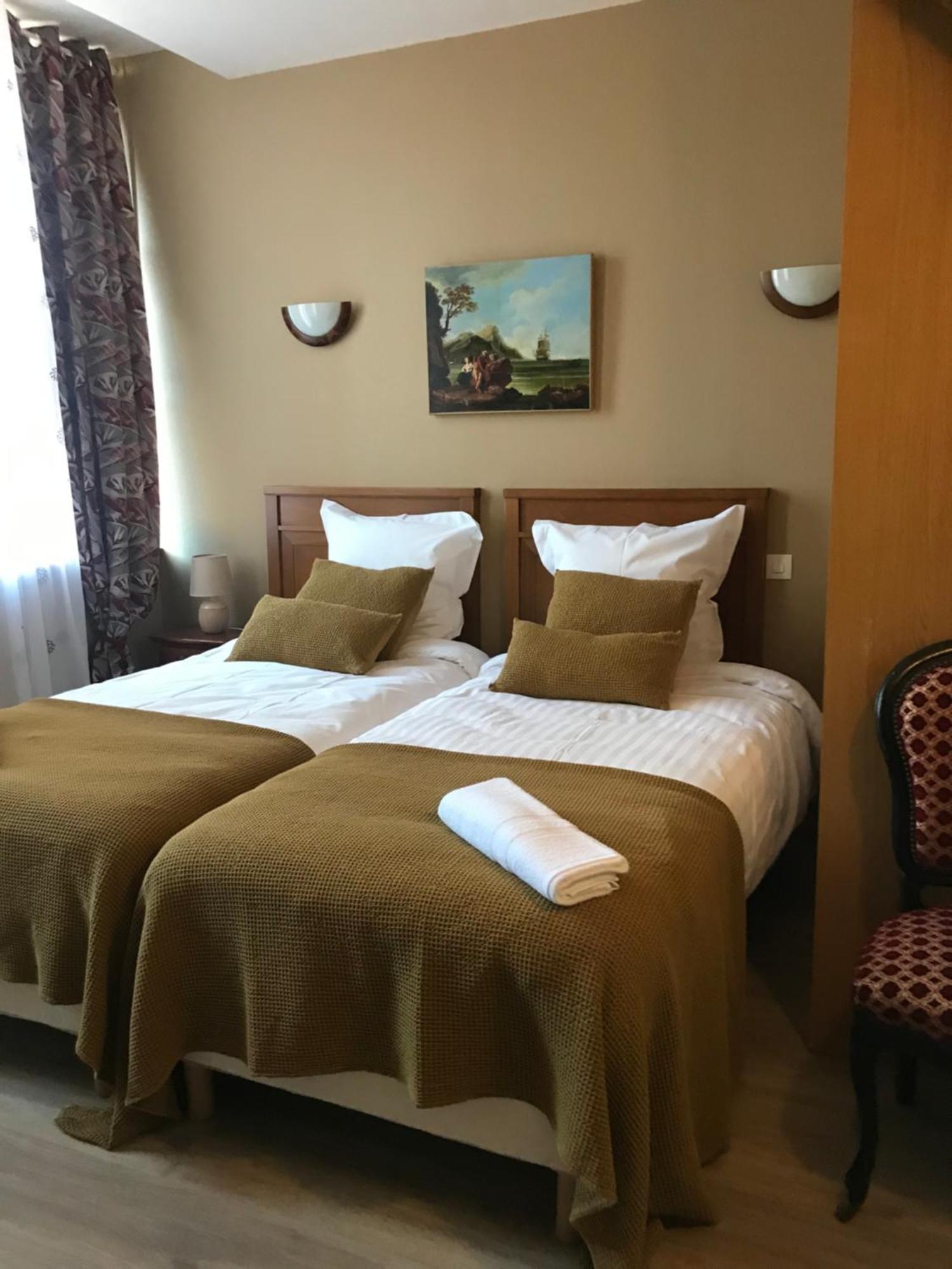 Illiers-Combray Hotel De L Image מראה חיצוני תמונה
