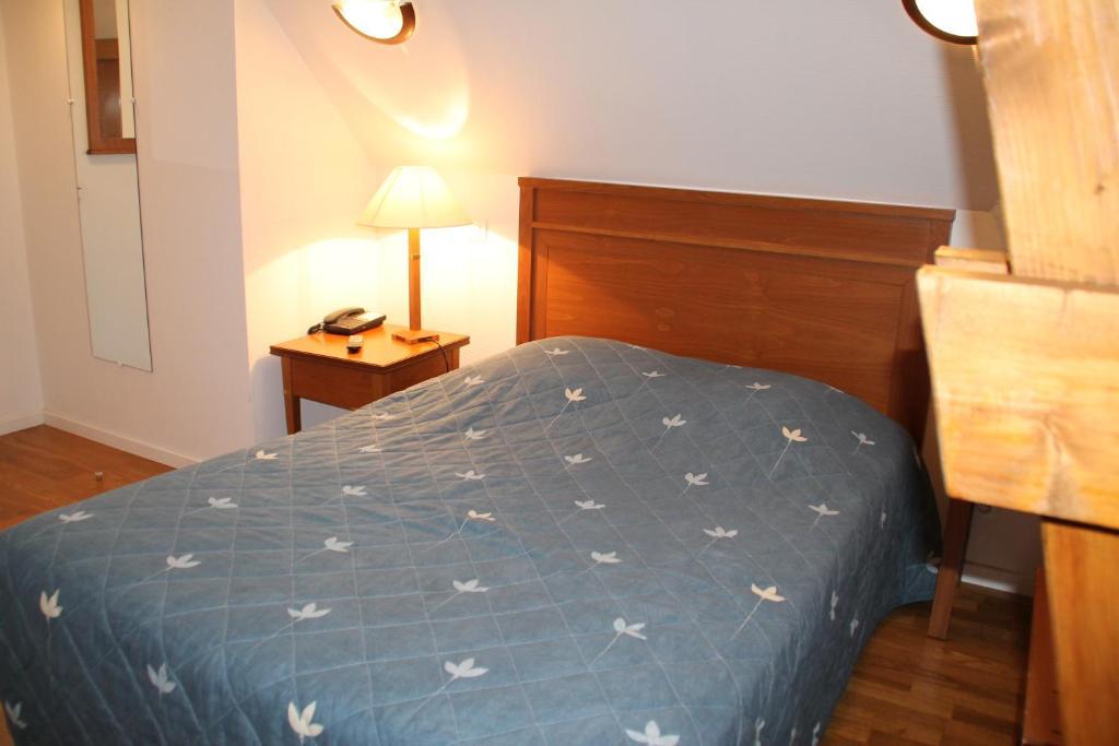 Illiers-Combray Hotel De L Image חדר תמונה