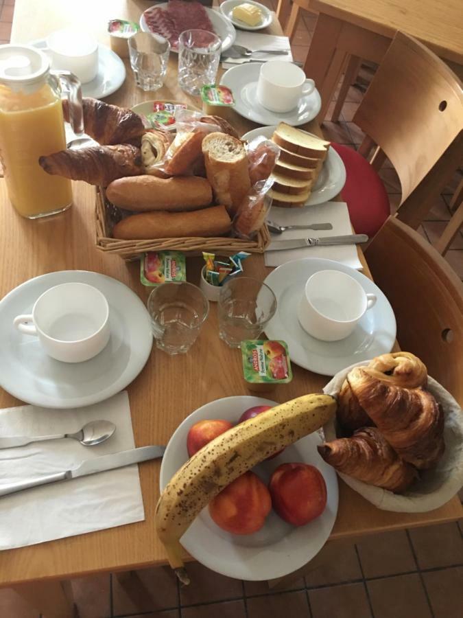 Illiers-Combray Hotel De L Image מראה חיצוני תמונה